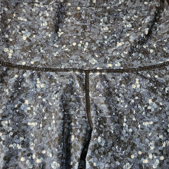 Yoga Democracy Blue Sequin Cropped Leggings - Picture 4 of 5